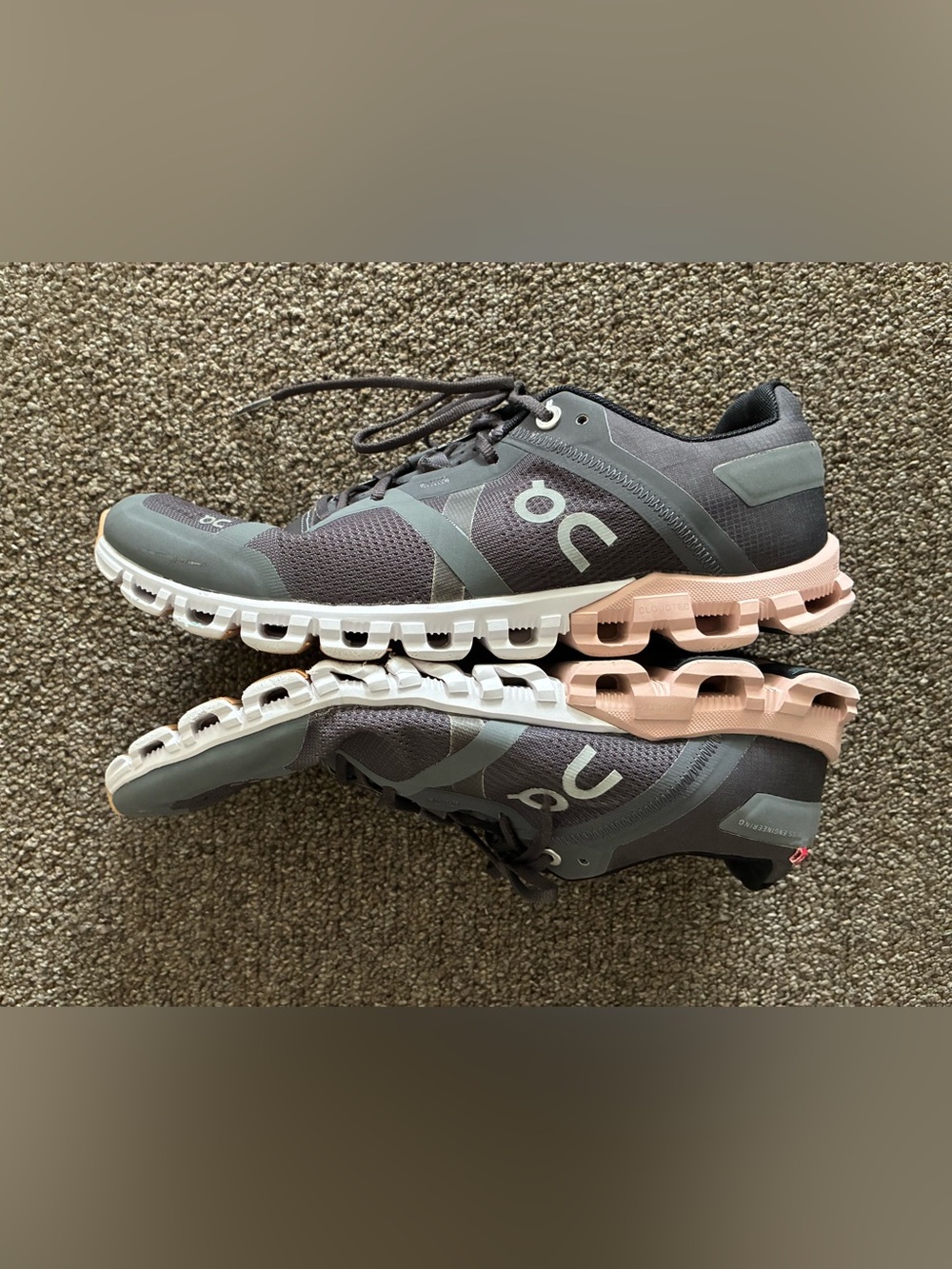 ON RUNNING Cloudflow 3.0 Gray Pink - Picture 3 of 6